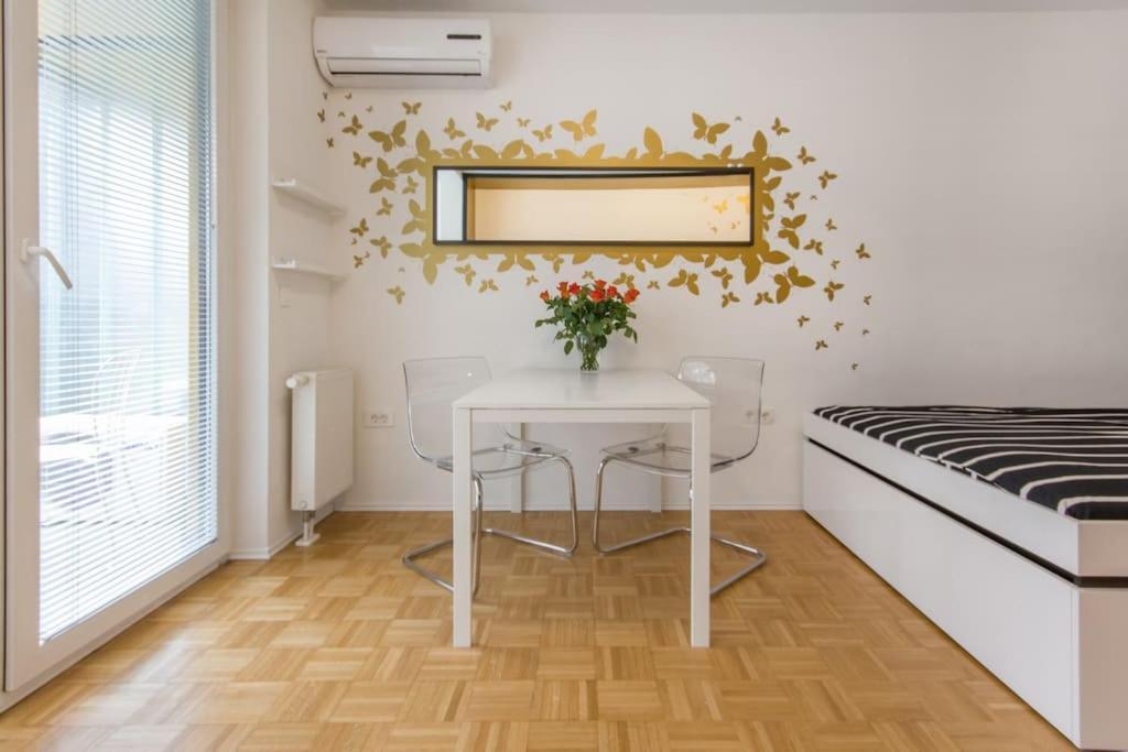 Gorgeous Central Flat With Garage Liubliana Exterior foto